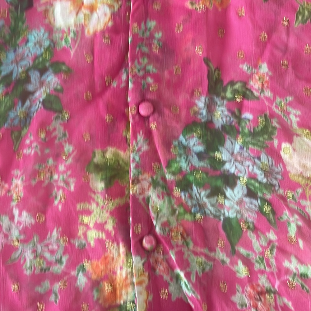 Button down top - Picture 4 of 7